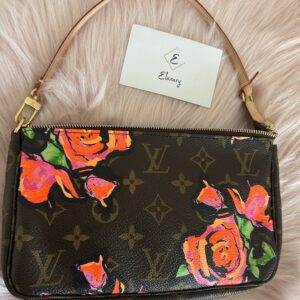 Lv pochette accessoires Roses